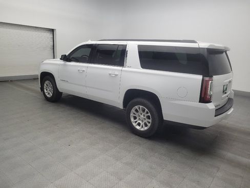 Used 2019 GMC Yukon XL SLT w/ Open Road Package AWD/4WD image 3