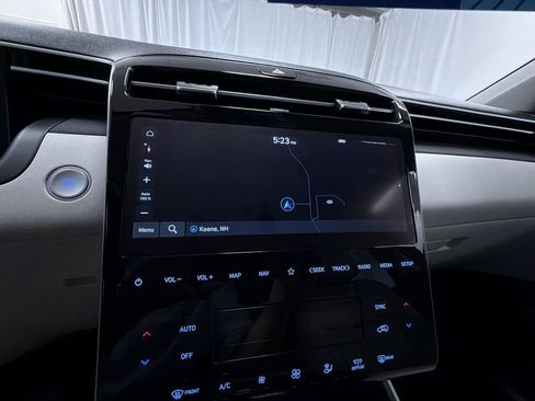 Used 2022 Hyundai Tucson Limited image 25