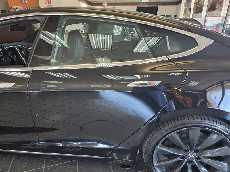 Used 2016 Tesla Model S 90D AWD/4WD image 36