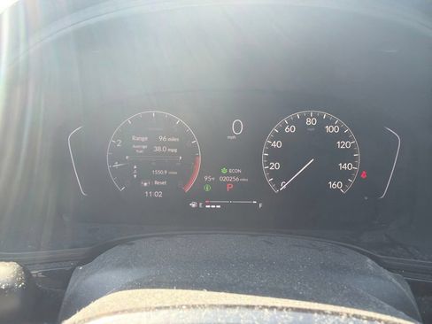 Used 2025 Honda Civic Sport image 3
