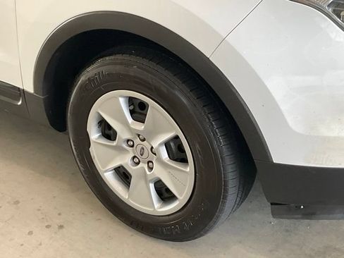 Used 2013 Ford Explorer FWD image 23