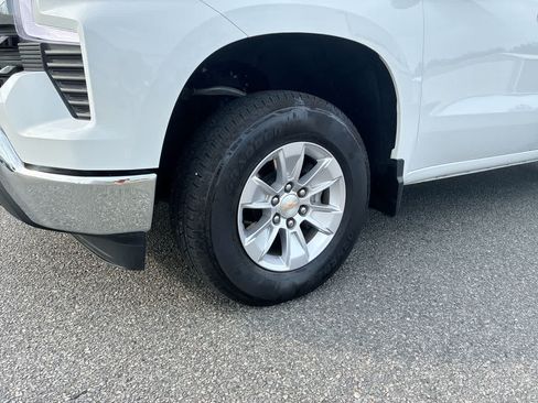 Used 2026 Chevrolet Silverado 1500 LT AWD/4WD image 32