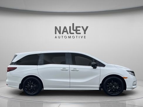 Used 2023 Honda Odyssey Sport image 8
