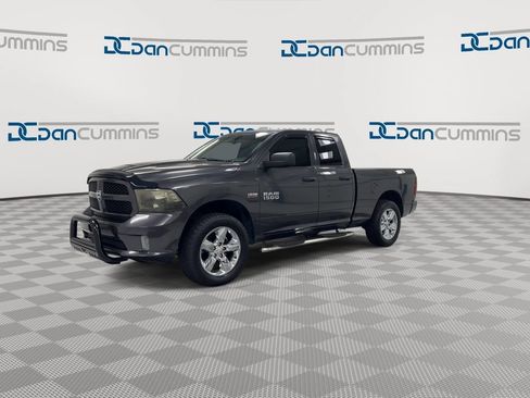 Used 2018 RAM 1500 Express w/ Express Value Package AWD/4WD image 4