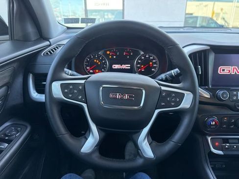 Used 2024 GMC Terrain SLT w/ Tech Package image 11