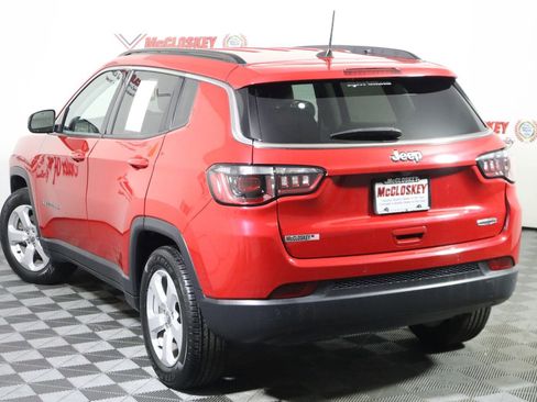 Used 2021 Jeep Compass Latitude w/ Driver Assistance Group image 19