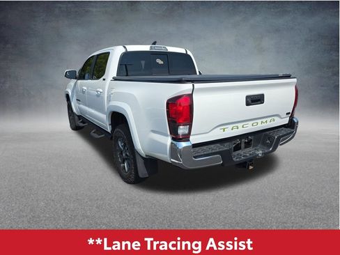 Used 2021 Toyota Tacoma SR5 RWD image 10