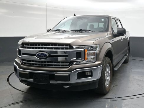 Used 2020 Ford F150 XLT w/ Equipment Group 302A Luxury image 9