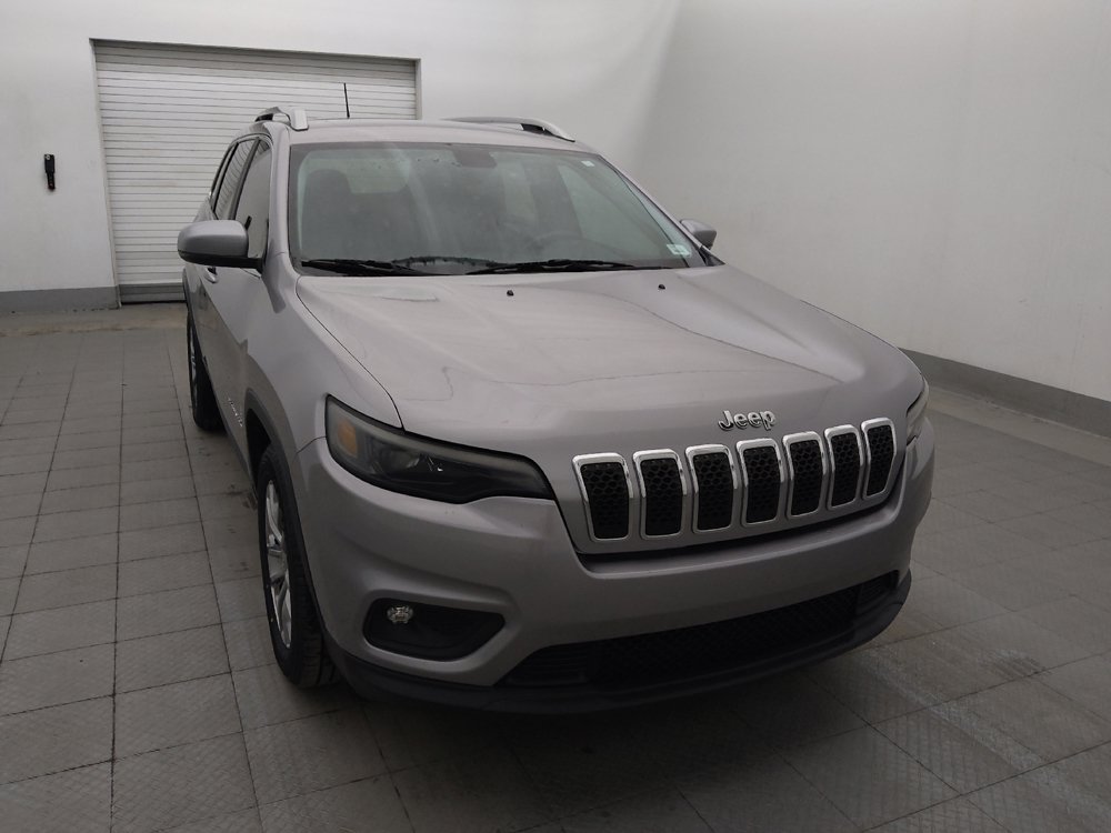 Used 2019 Jeep Cherokee Latitude Plus w/ Comfort/Convenience Group FWD image 13