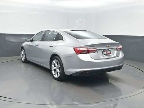 Used 2022 Chevrolet Malibu LT image 3