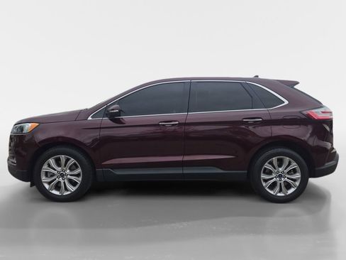 Used 2022 Ford Edge Titanium AWD/4WD image 2