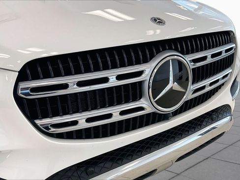 Used 2025 Mercedes-Benz GLE 450e 4MATIC image 28