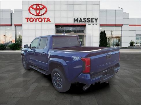 Used 2024 Toyota Tacoma TRD Sport image 5