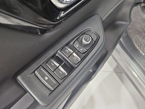 Used 2025 Subaru Forester Limited AWD/4WD image 13
