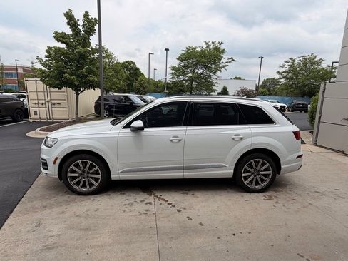 Used 2018 Audi Q7 2.0T Premium Plus w/ Premium Plus Package AWD/4WD image 2