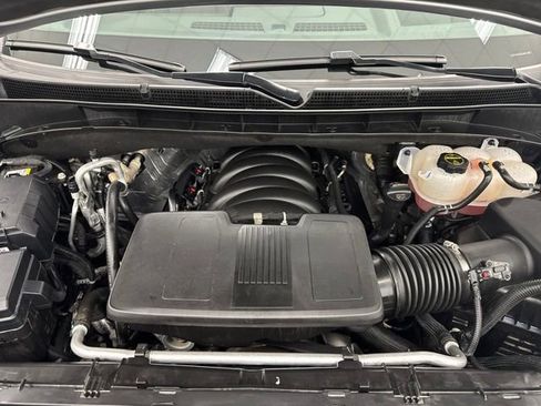 Used 2025 GMC Yukon XL Denali AWD/4WD image 43