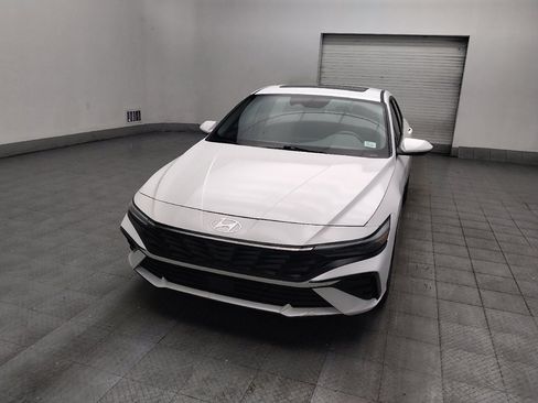 Used 2024 Hyundai Elantra SEL w/ Convenience Package FWD image 15