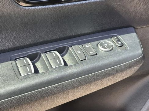 Used 2024 Honda CR-V EX-L image 15