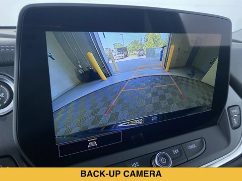 Used 2023 Chevrolet Blazer LT w/ Convenience Package FWD image 6