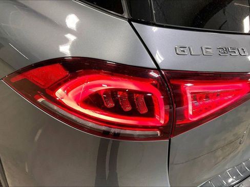Used 2022 Mercedes-Benz GLE 350 4MATIC image 23