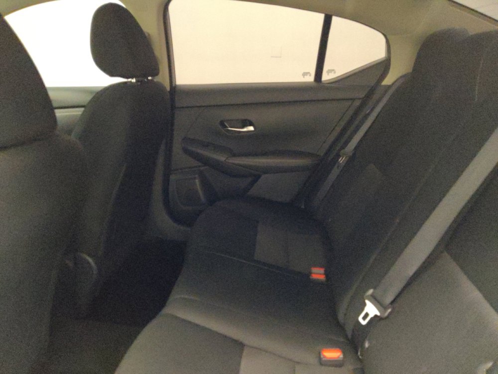 Used 2023 Nissan Sentra SV FWD image 18