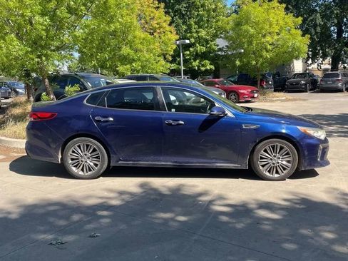 Used 2018 Kia Optima SX w/ Technology Package FWD image 10