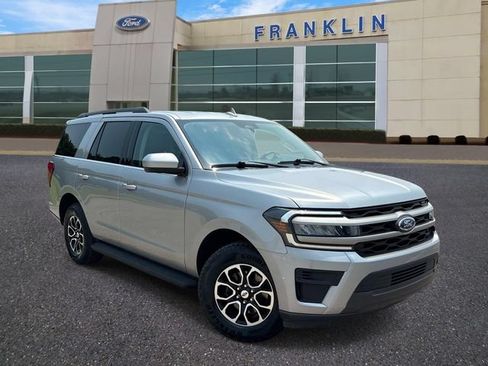 Certified 2024 Ford Expedition XLT AWD/4WD image 1
