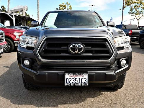 Used 2021 Toyota Tacoma SR5 RWD image 2
