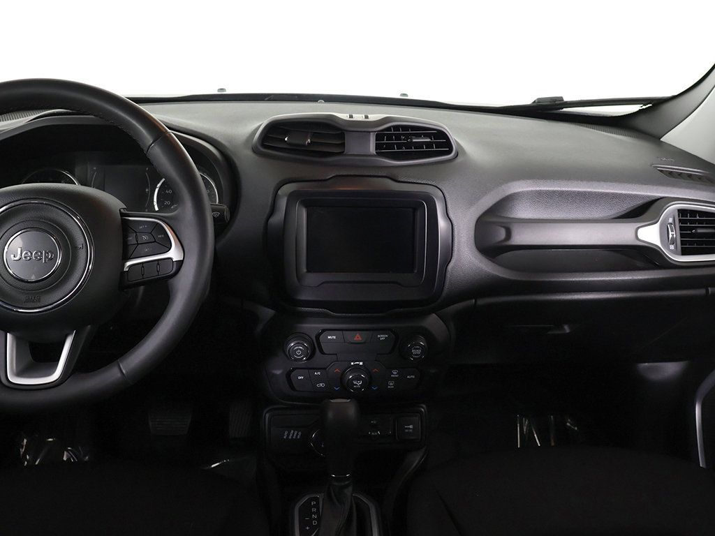 Used 2019 Jeep Renegade Latitude AWD/4WD image 31