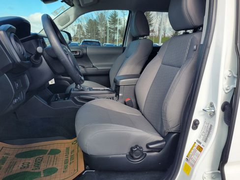 Used 2023 Toyota Tacoma SR image 27