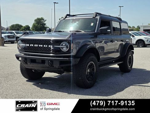 Used 2024 Ford Bronco Wildtrak AWD/4WD image 3