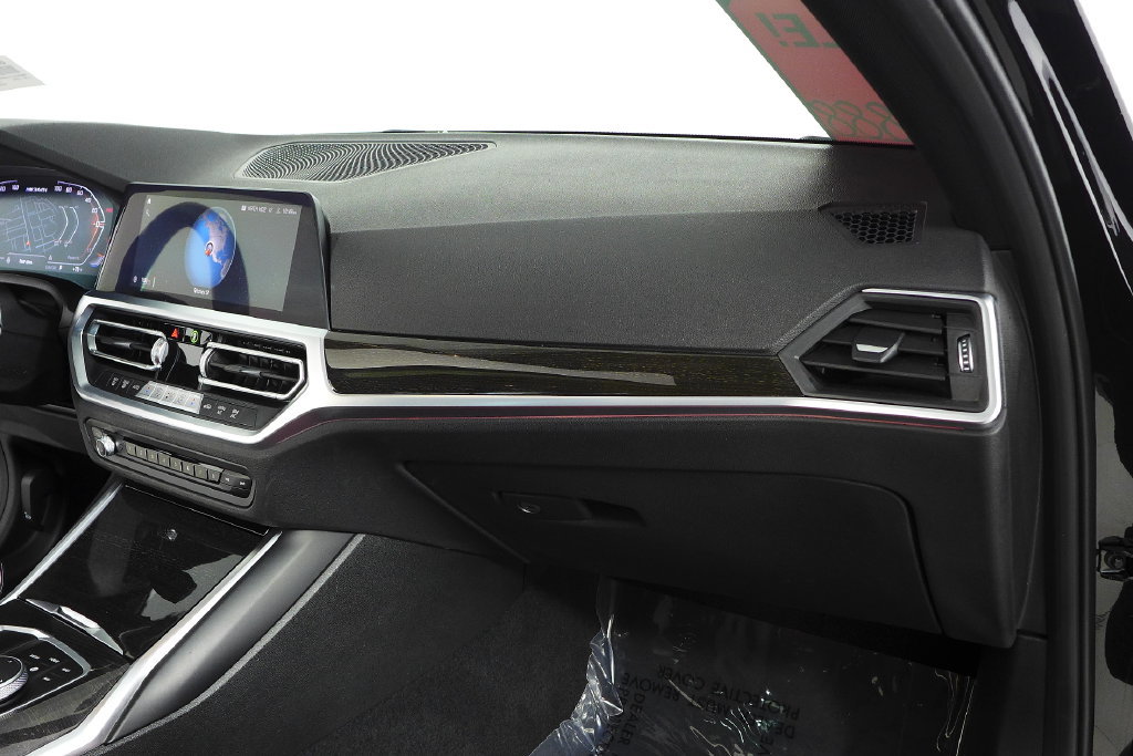 Used 2022 BMW M340i RWD image 14
