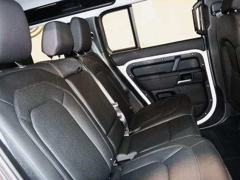 Used 2025 Land Rover Defender 110 S AWD/4WD image 69