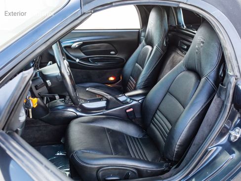 Used 2004 Porsche Boxster RWD image 13