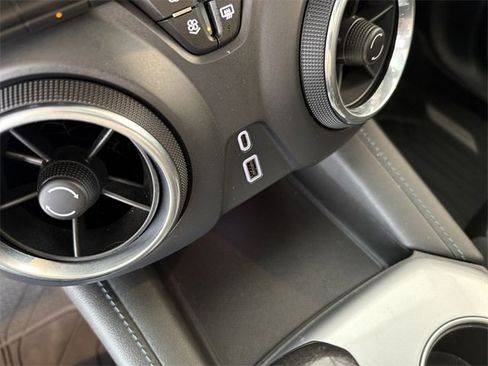 Used 2020 Chevrolet Blazer LT w/ Sound & Technology Package image 29