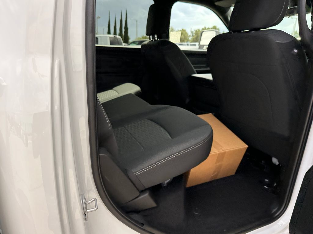 New 2026 RAM 3500 Tradesman AWD/4WD image 15