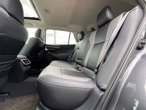 Certified 2025 Subaru Outback Onyx Edition AWD/4WD image 14