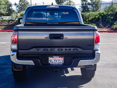 Used 2023 Toyota Tacoma TRD Off-Road w/ Black Out Package (TMS) image 6