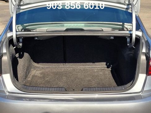 Used 2020 Volkswagen Jetta GLI Autobahn image 9