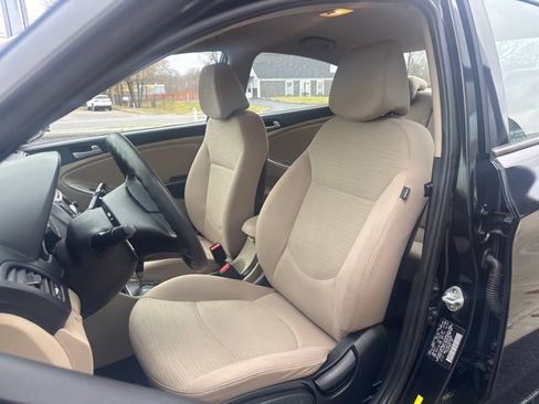Used 2017 Hyundai Accent Value Edition image 10