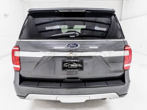 Used 2020 Ford Expedition XLT w/ Equipment Group 202A RWD image 6