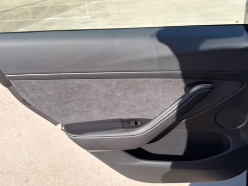Used 2023 Tesla Model 3 Standard Range RWD image 21