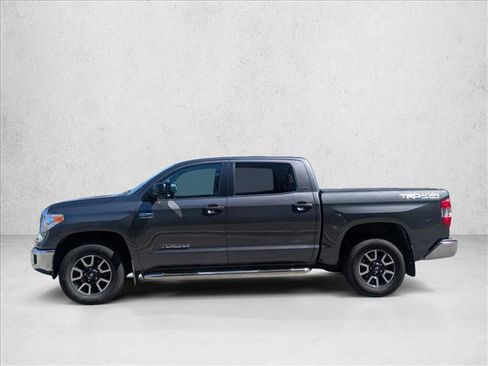 Used 2017 Toyota Tundra SR5 w/ TRD Off Road Package image 9