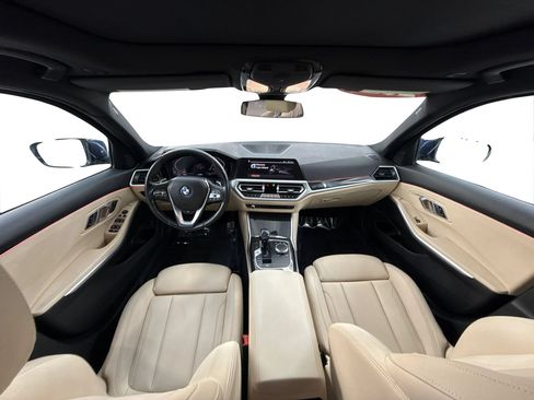 Used 2020 BMW 330i xDrive Sedan w/ Convenience Package AWD/4WD image 17