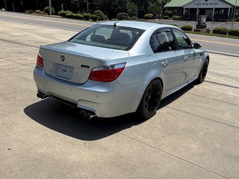 Used 2007 BMW M5 RWD image 5
