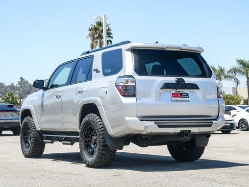 Used 2024 Toyota 4Runner TRD Off-Road Premium w/ Moonroof Package AWD/4WD image 9