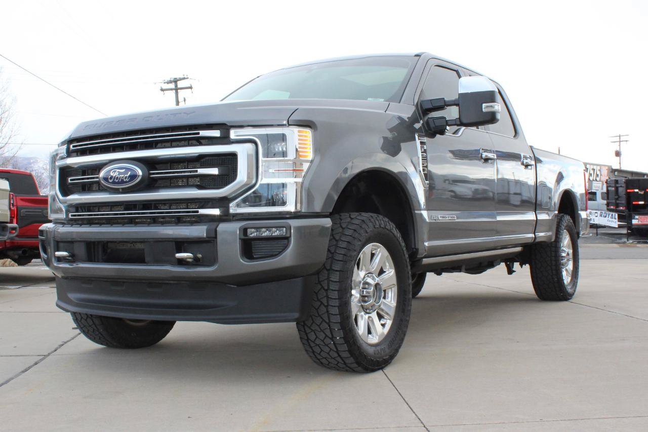 Used 2021 Ford F250 Platinum w/ FX4 Off-Road Package AWD/4WD image 2