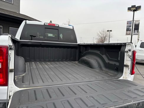 Used 2025 RAM 1500 Laramie image 11