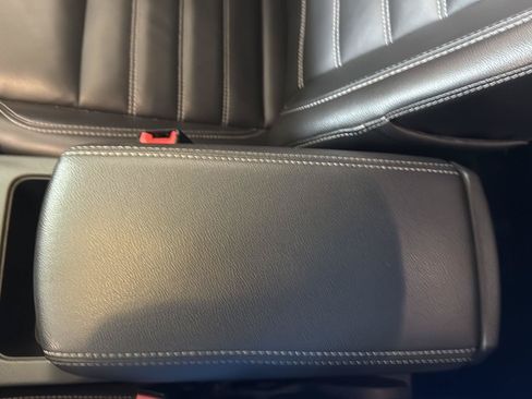 Used 2017 Ford Escape Titanium AWD/4WD image 22
