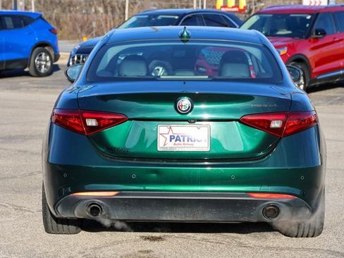 Used 2020 Alfa Romeo Giulia w/ Nero Edizione image 4
